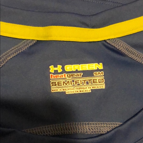 Heat gear shirts - Picture 4 of 4